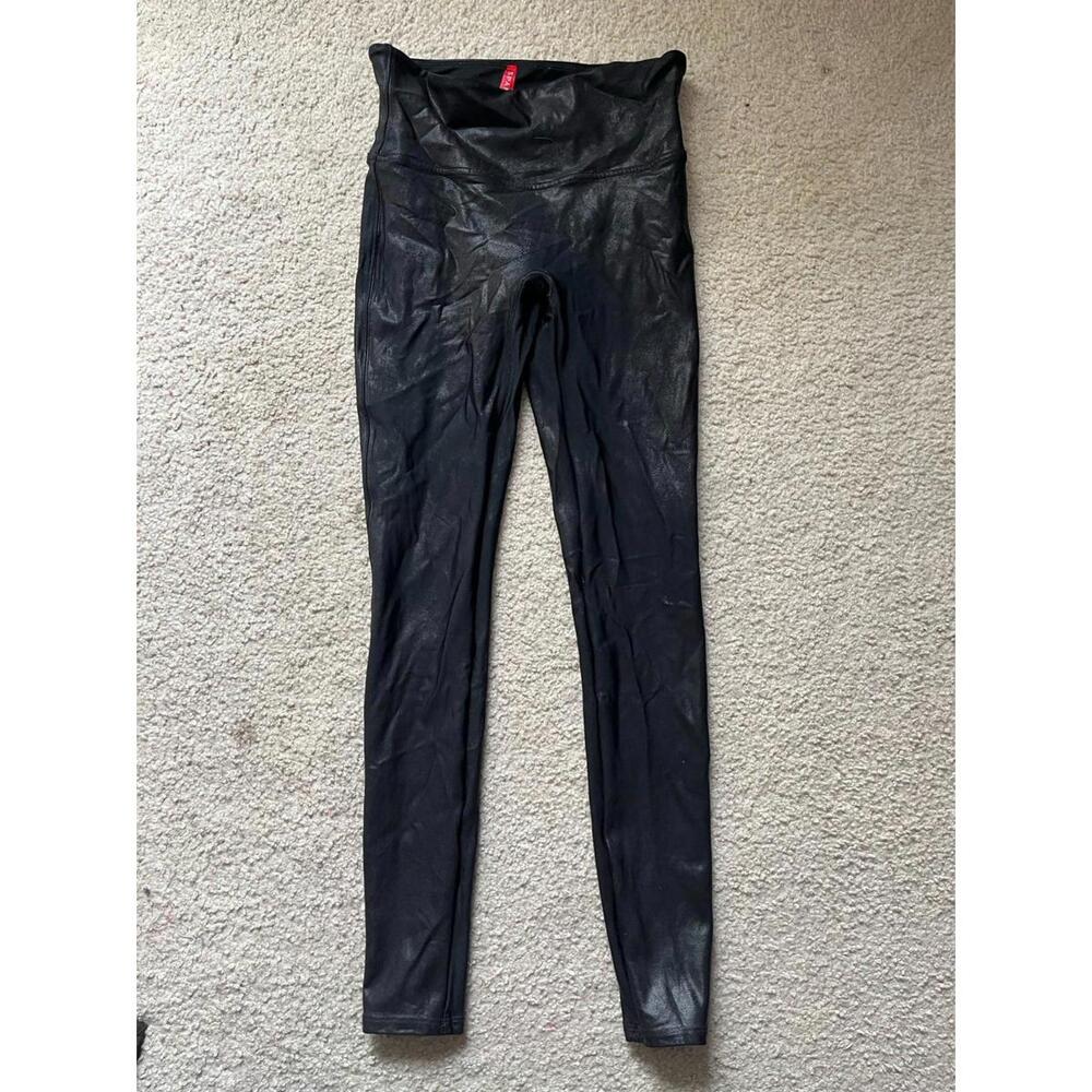 Faux leather leggings